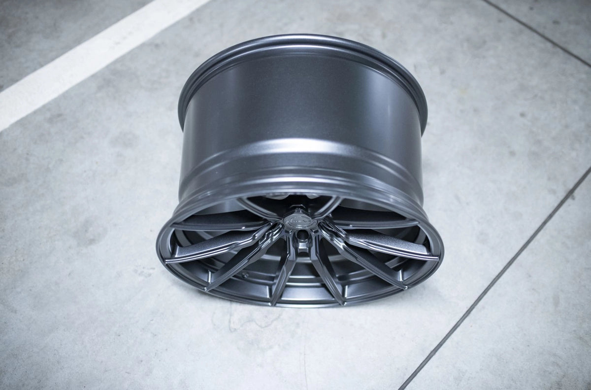 Alu kola Concaver CVR4 Carbon Graphite 130 9775