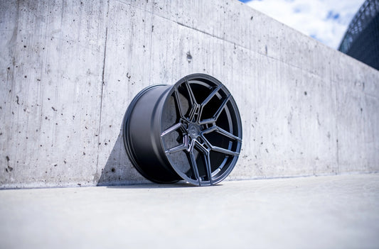 Alu kola Concaver CVR5 Carbon Graphite 687 1314 31