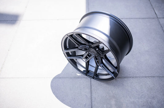 Alu kola Concaver CVR5 Carbon Graphite 687 8063 14