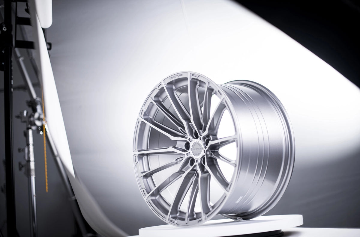 Alu kola Concaver CVR7 Brushed Titanium 1190 8573