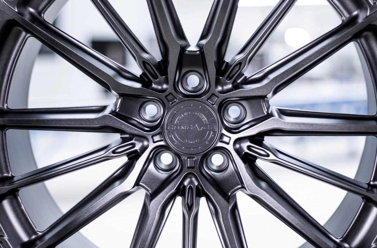 Alu kola Concaver CVR7 Carbon Graphite 1215 13878