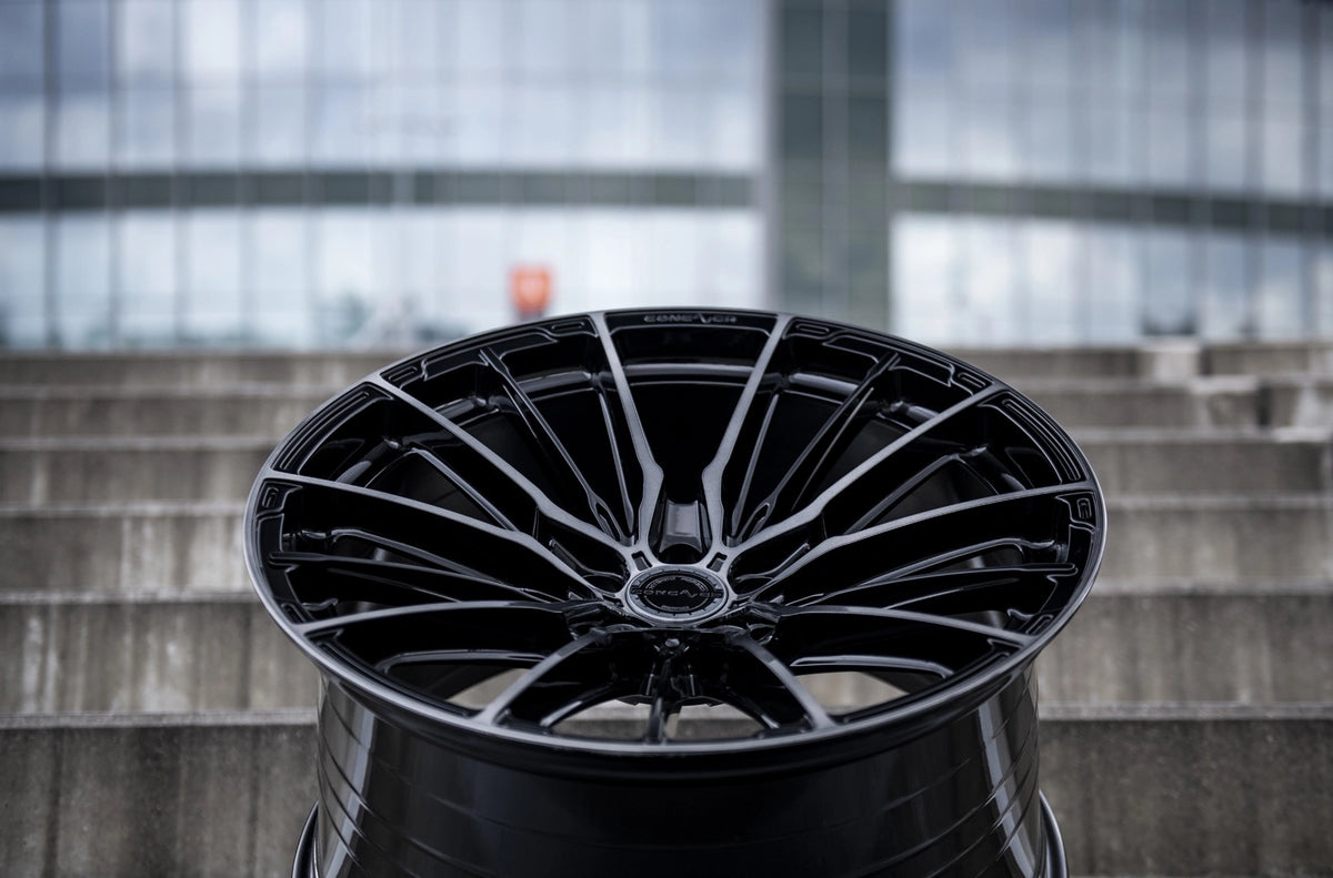Alu kola Concaver CVR7 Double Tinted Black 1200 3990