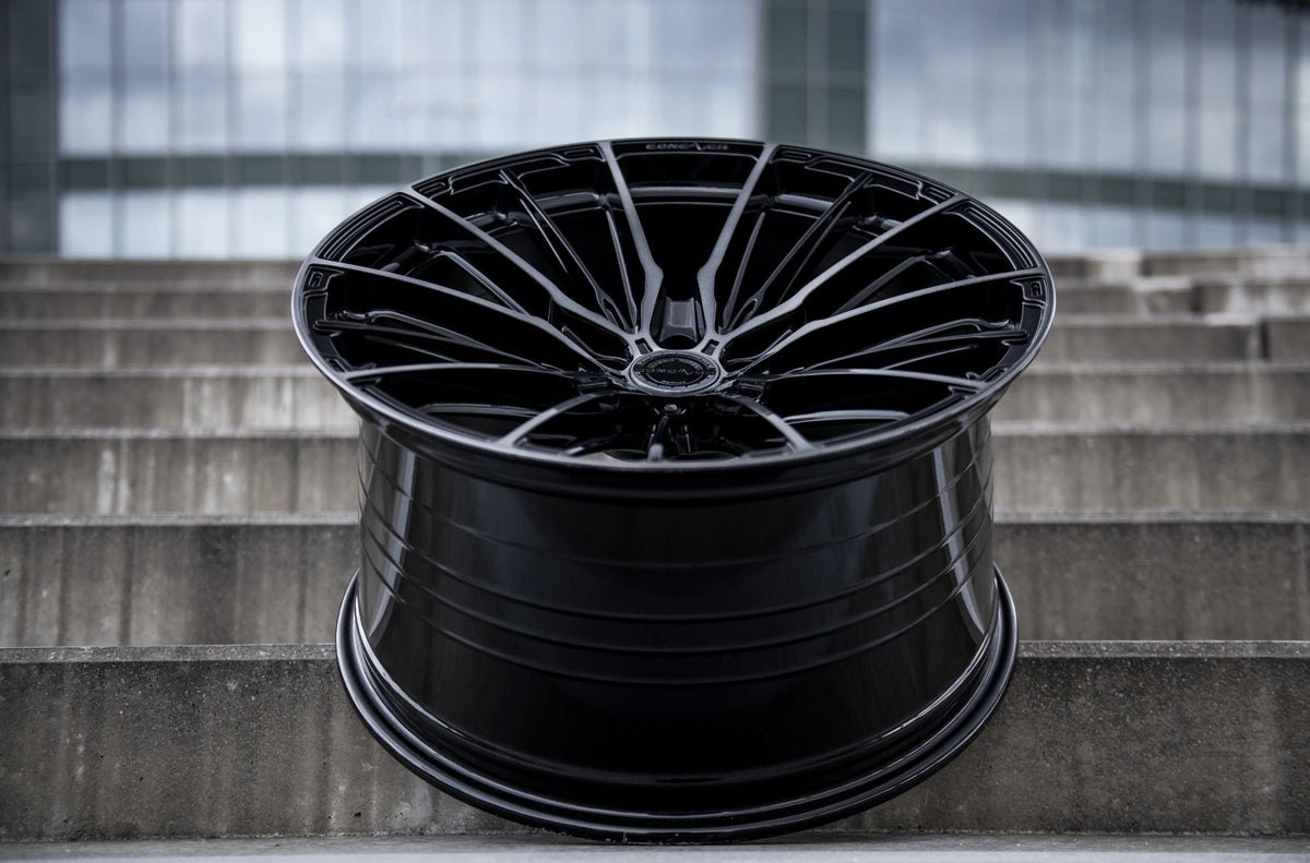 Alu kola Concaver CVR7 Double Tinted Black 1200 7609