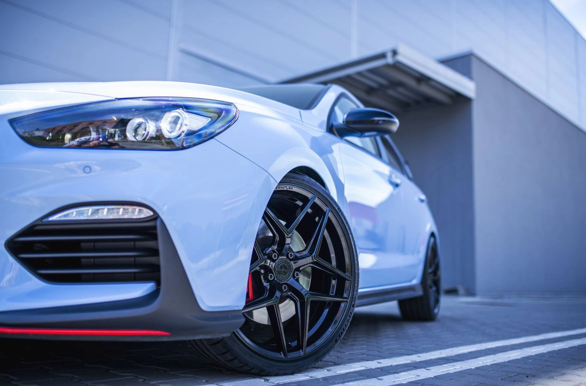 Hyundai I30 I30N Concaver CVR2 Platinum Black 227 3879.webp