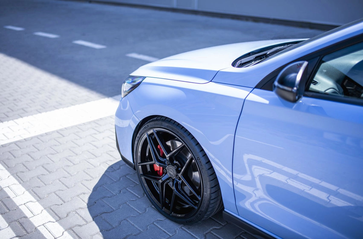 Hyundai I30 I30N Concaver CVR2 Platinum Black 227 9396.webp