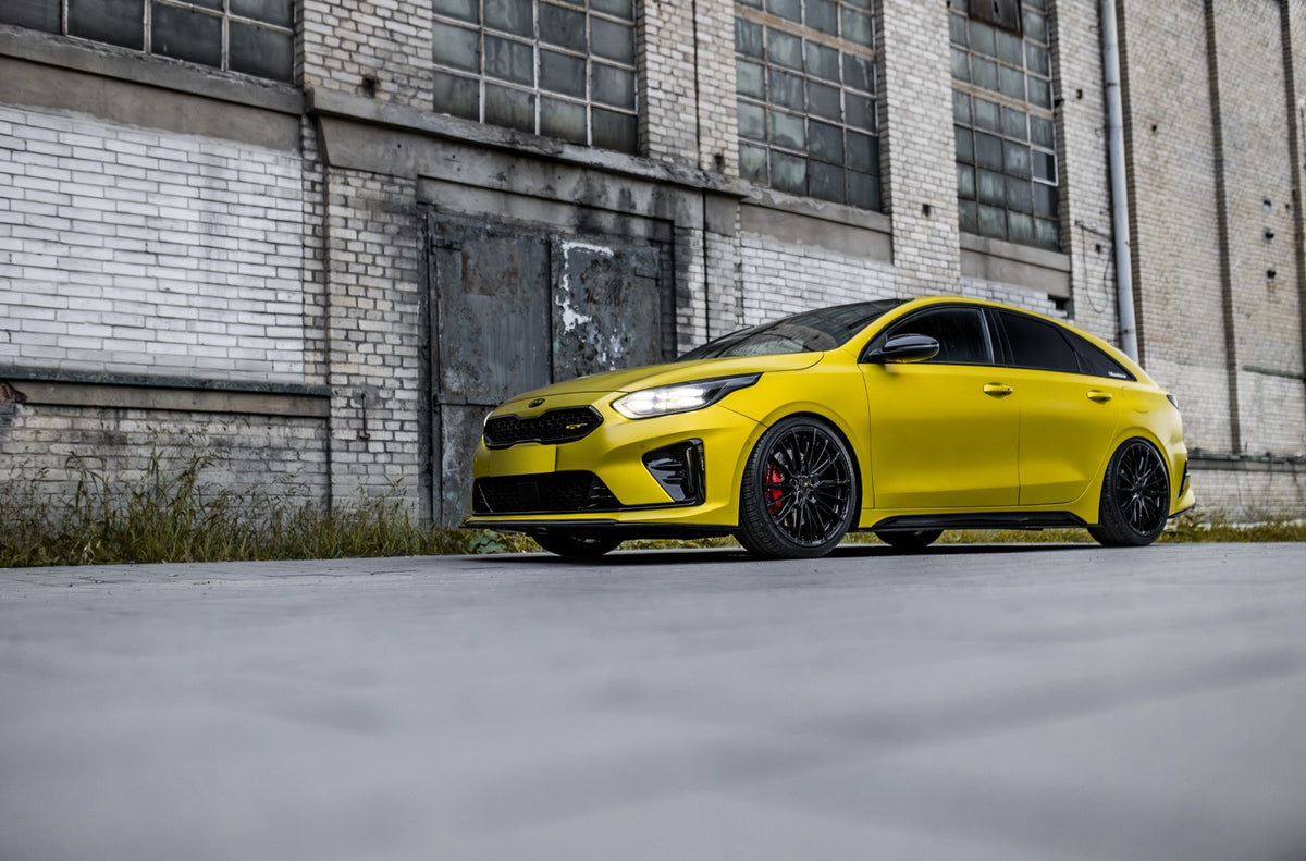 Kia Proceed Concaver CVR7 Platinum Black 1220 8265.webp