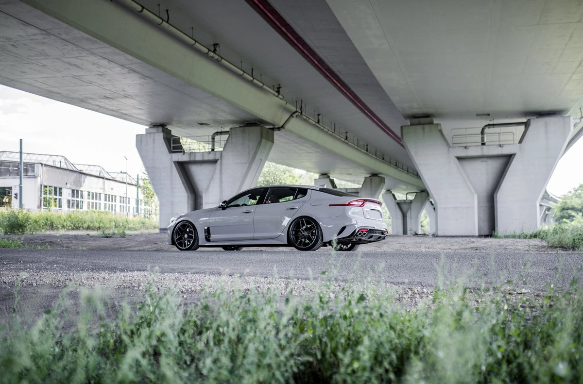 Kia Stinger Concaver CVR5 Carbon Graphite 715 11769.webp