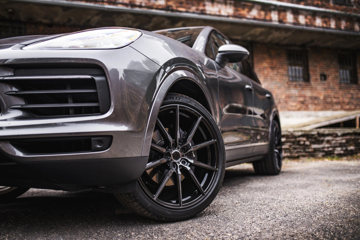 Porsche Cayenne Concaver CVR4 Double Tinted Black 938 14631.webp
