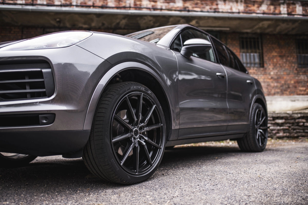 Porsche Cayenne Concaver CVR4 Double Tinted Black 938 15645.webp