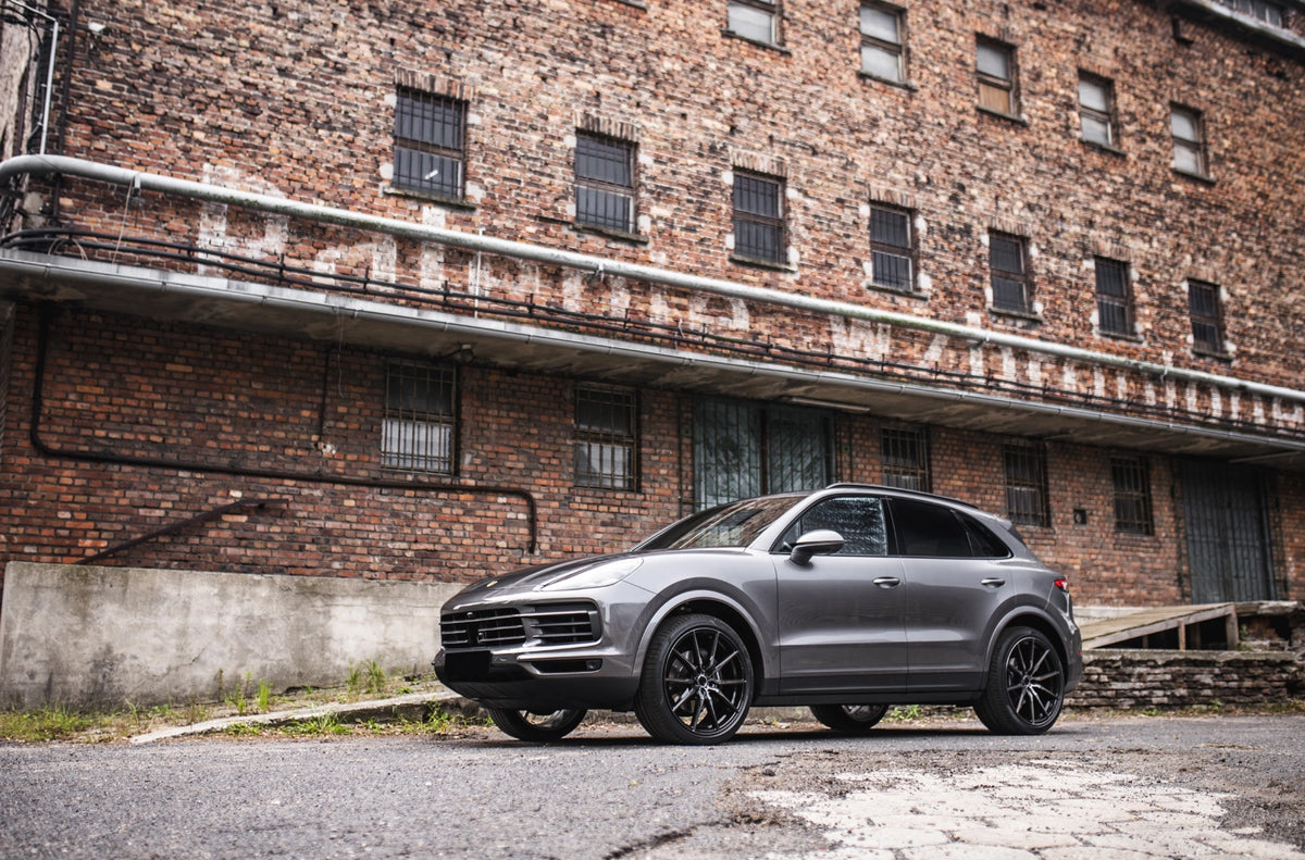 Porsche Cayenne Concaver CVR4 Double Tinted Black 938 6170.webp