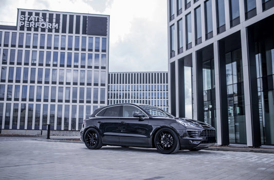 Porsche Macan Concaver CVR3 Platinum Black 486 10492.webp 1