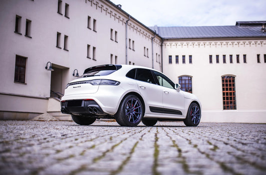 Porsche Macan Concaver CVR4 Gloss Blue Purple Chameleon 965 16382.webp 1
