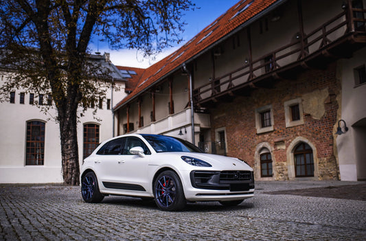 Porsche Macan Concaver CVR4 Gloss Blue Purple Chameleon 965 7919.webp 8