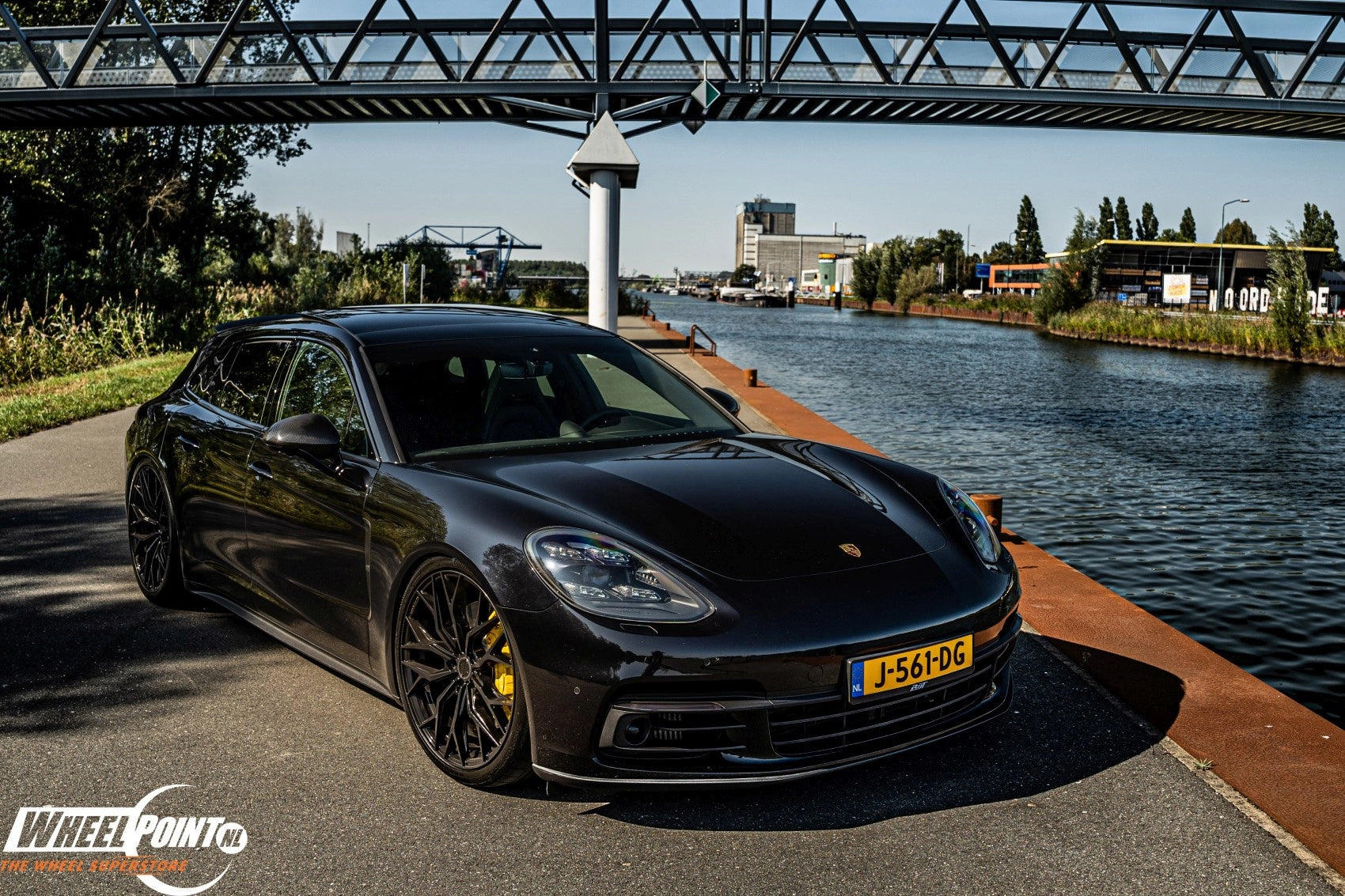 Porsche Panamera Concaver CVR1 Double Tinted Black 387 3933.webp