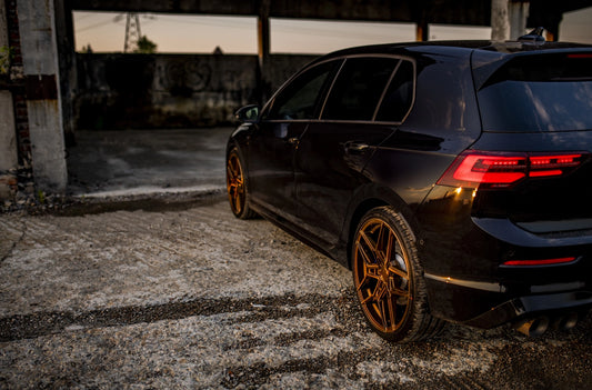 Volkswagen Golf R GTI Concaver CVR5 Brushed Bronze 703 201.webp 6