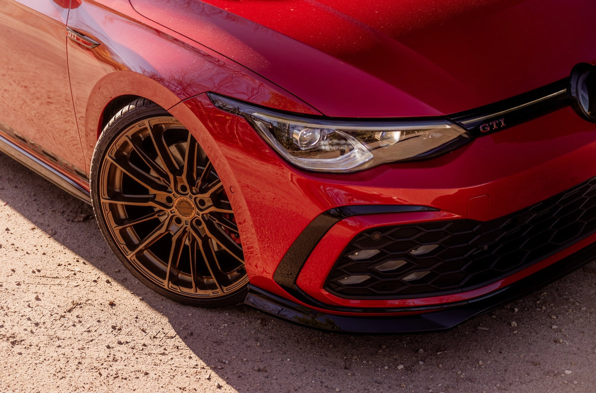 Volkswagen Golf / R / GTI