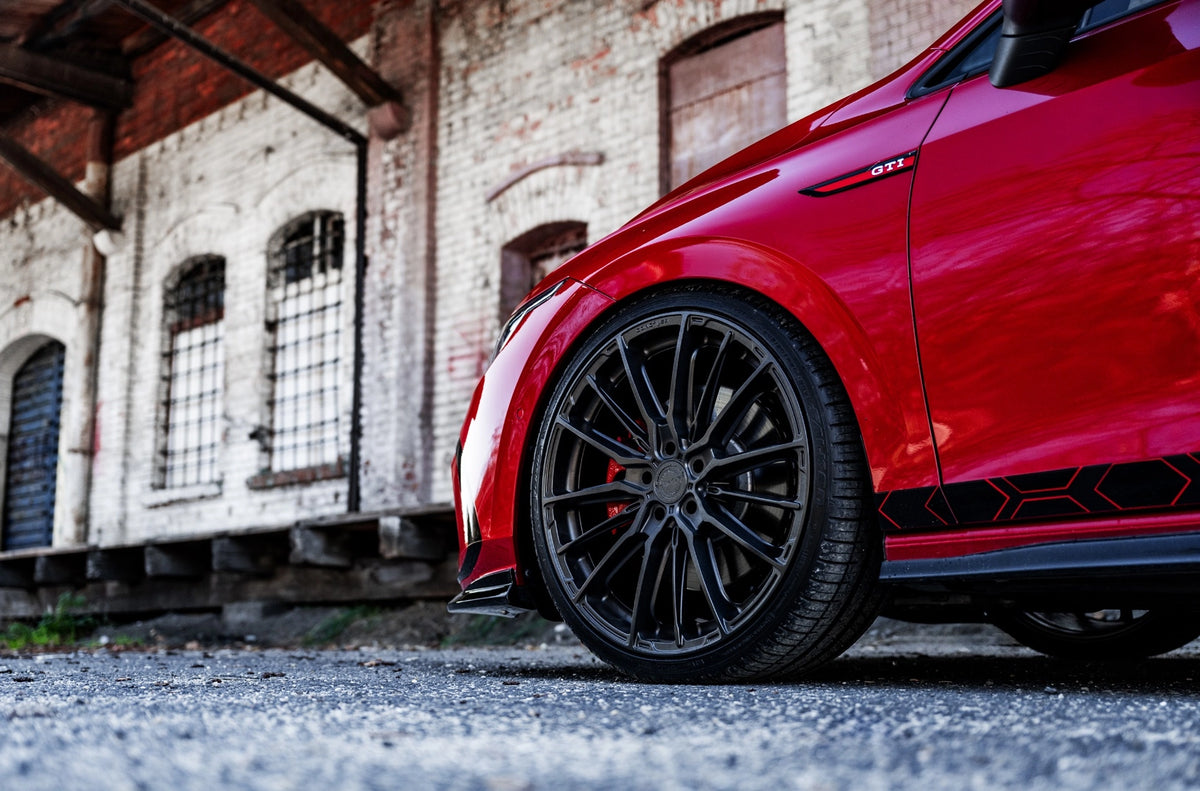 Volkswagen Golf R GTI Concaver CVR7 Carbon Graphite 1282 15714.webp