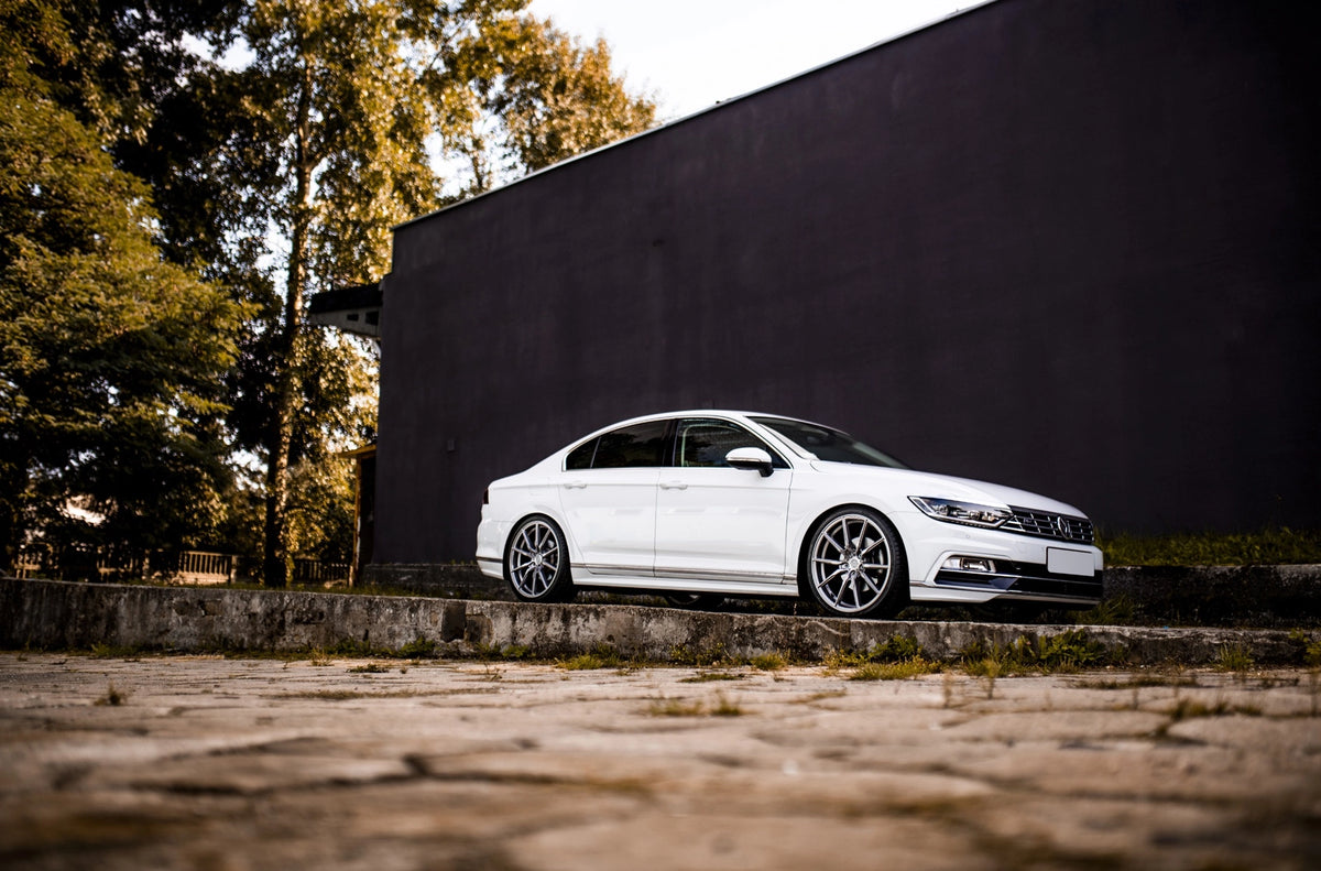 Ráfky Volkswagen Passat Concaver CVR4 Brushed Titanium