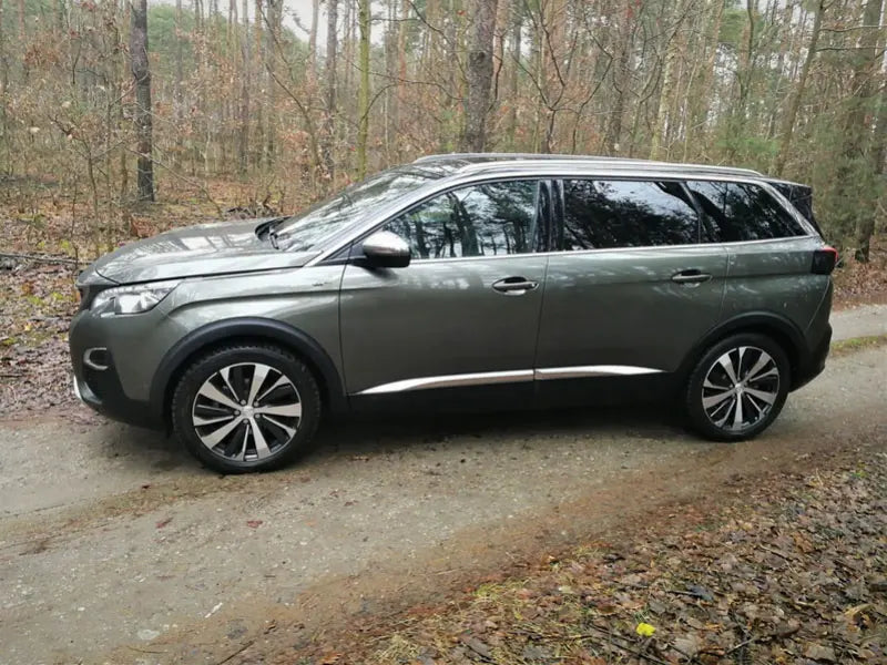 Alu kola pro Peugeot YF0449 7.5x19 5x108 ET42 65.1 Black Polished | Wheelsup.cz