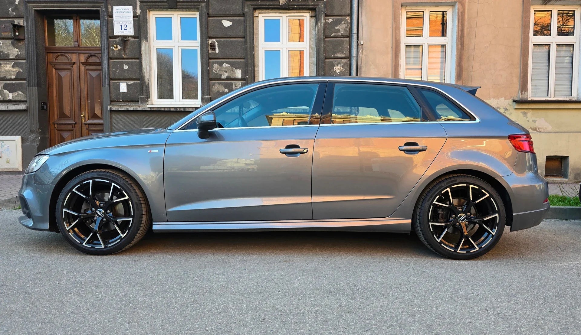 Alu kola pro Audi 3S5997 8x18 5x112 ET46 57.1 Black Polished | Wheelsup.cz