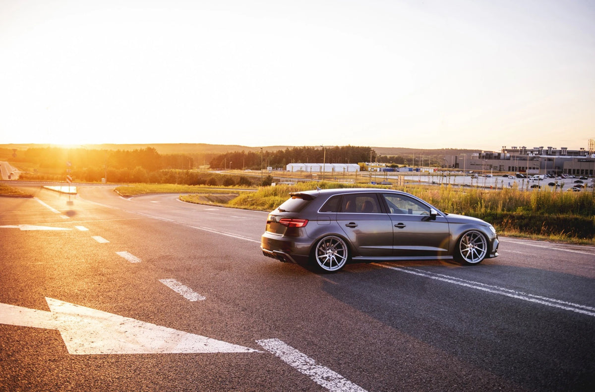 Alu kola Audi A3 S3 RS3 Japan Racing JR36 Silver Machined Face