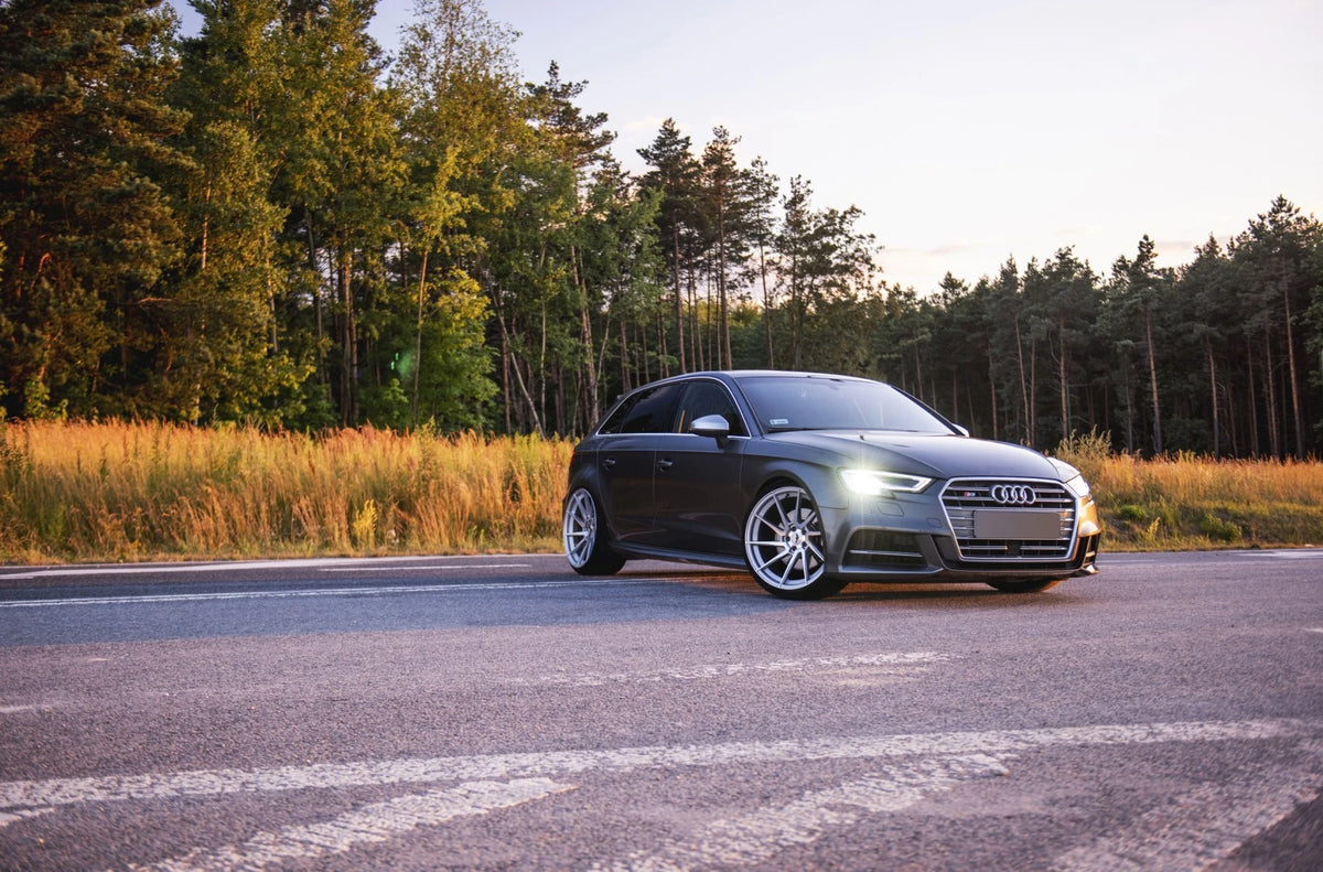 Alu kola Audi A3 S3 RS3 Japan Racing JR36 Silver Machined Face