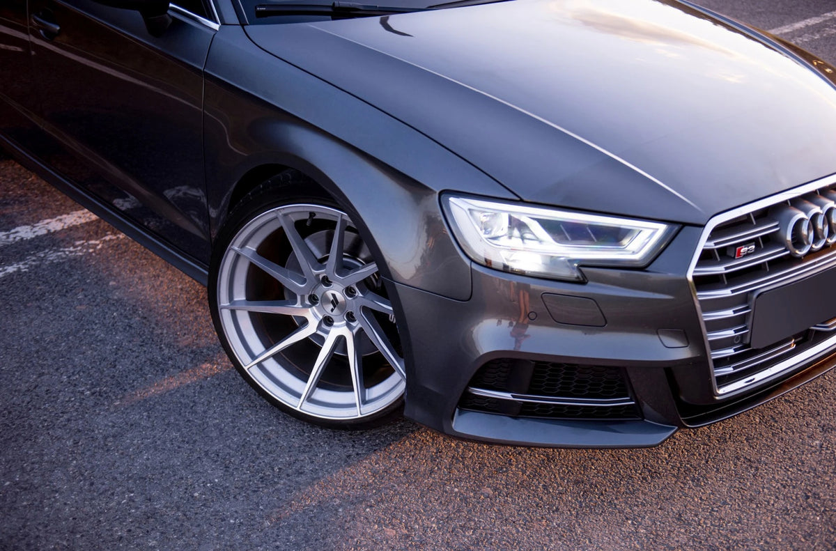Alu kola Audi A3 S3 RS3 Japan Racing JR36 Silver Machined Face