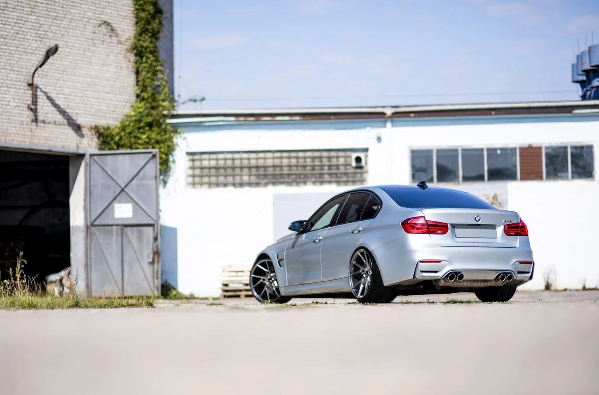 Alu kola BMW 3 Series M3 Japan Racing JR33 Hyper Black