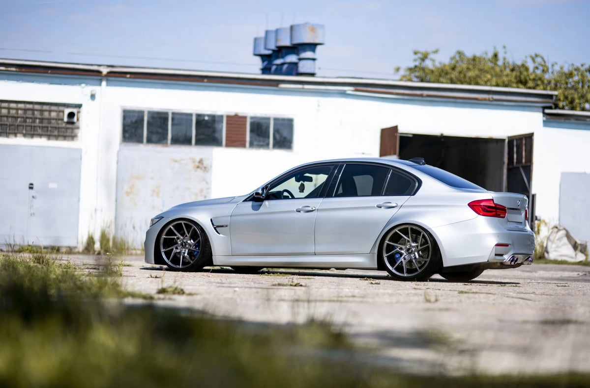 Alu kola BMW 3 Series M3 Japan Racing JR33 Hyper Black