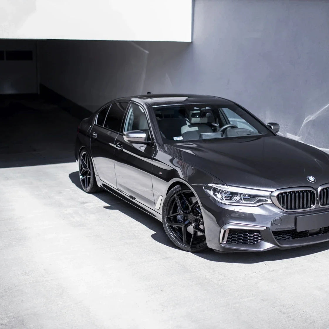 Alu kola BMW 5 M5 Concaver CVR2 Platinum Black