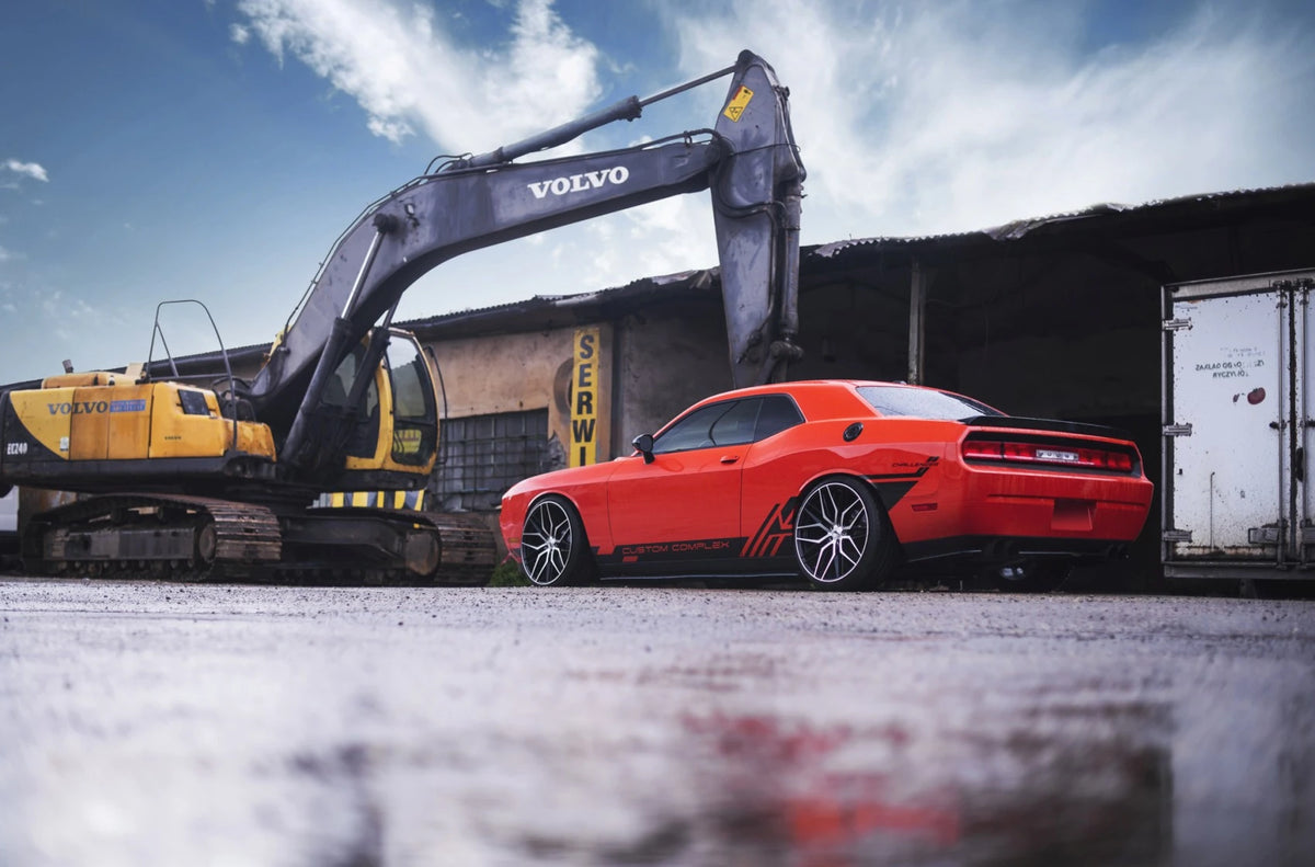 Alu kola Dodge Challenger Japan Racing JR28 Gloss Black Machined Face