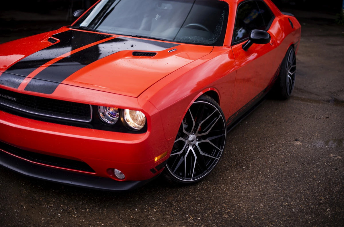 Alu kola Dodge Challenger Japan Racing JR28 Gloss Black Machined Face