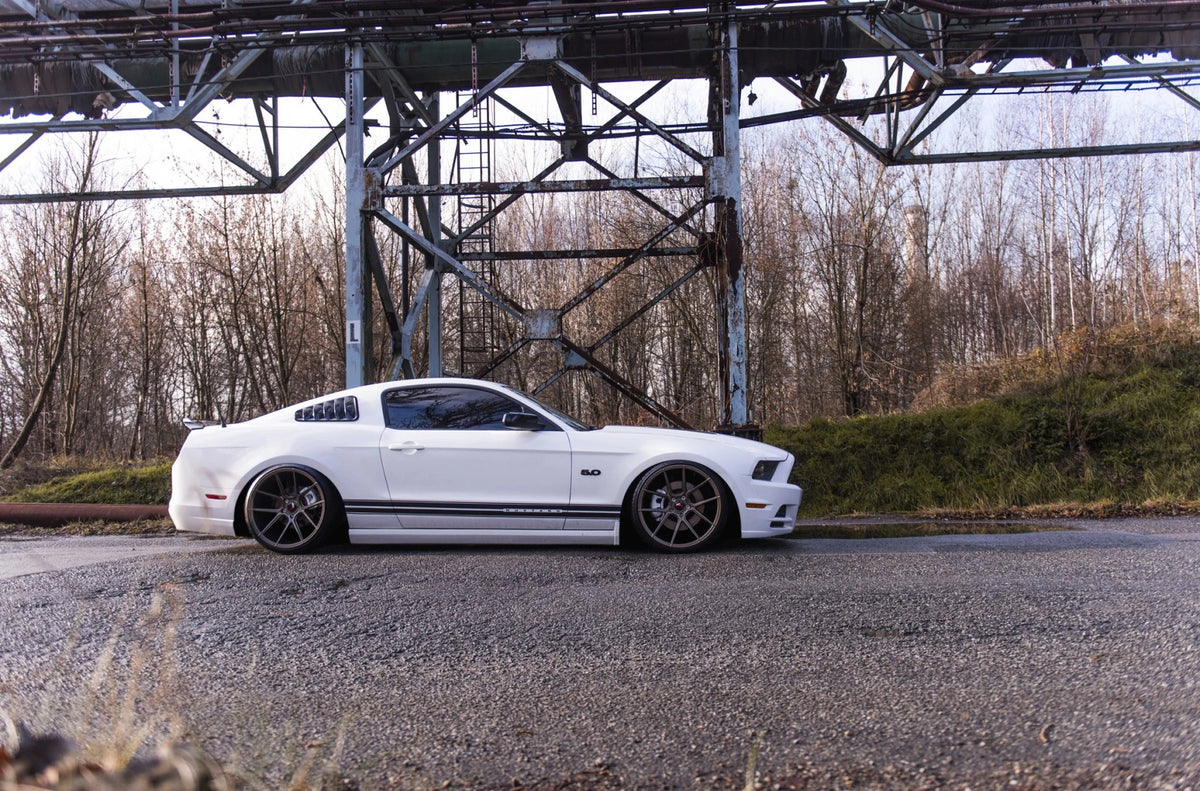 Alu kola Ford Mustang Japan Racing JR30 Matt Bronze