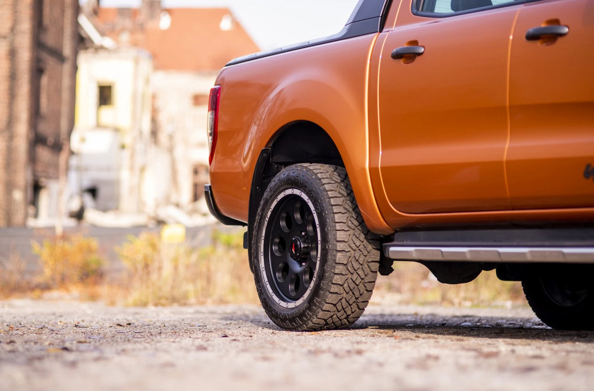 Alu kola Ford Ranger Japan Racing JRX4 Matt Black
