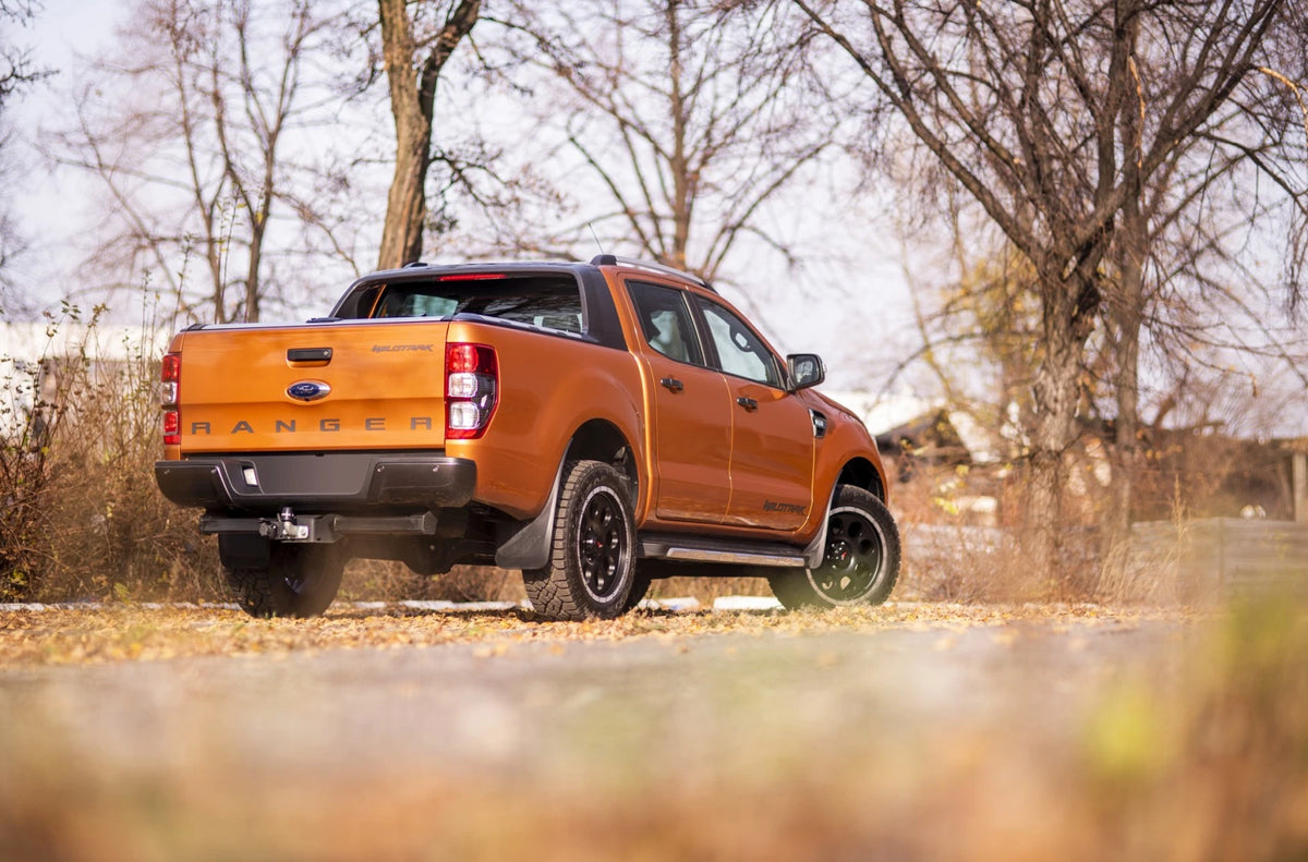 Alu kola Ford Ranger Japan Racing JRX4 Matt Black