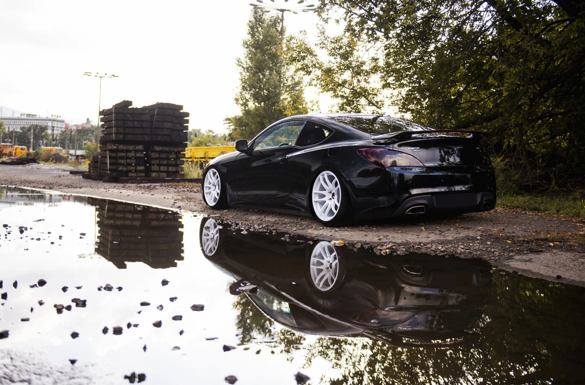 Alu kola Hyundai Genesis Coupe Japan Racing JR29 White