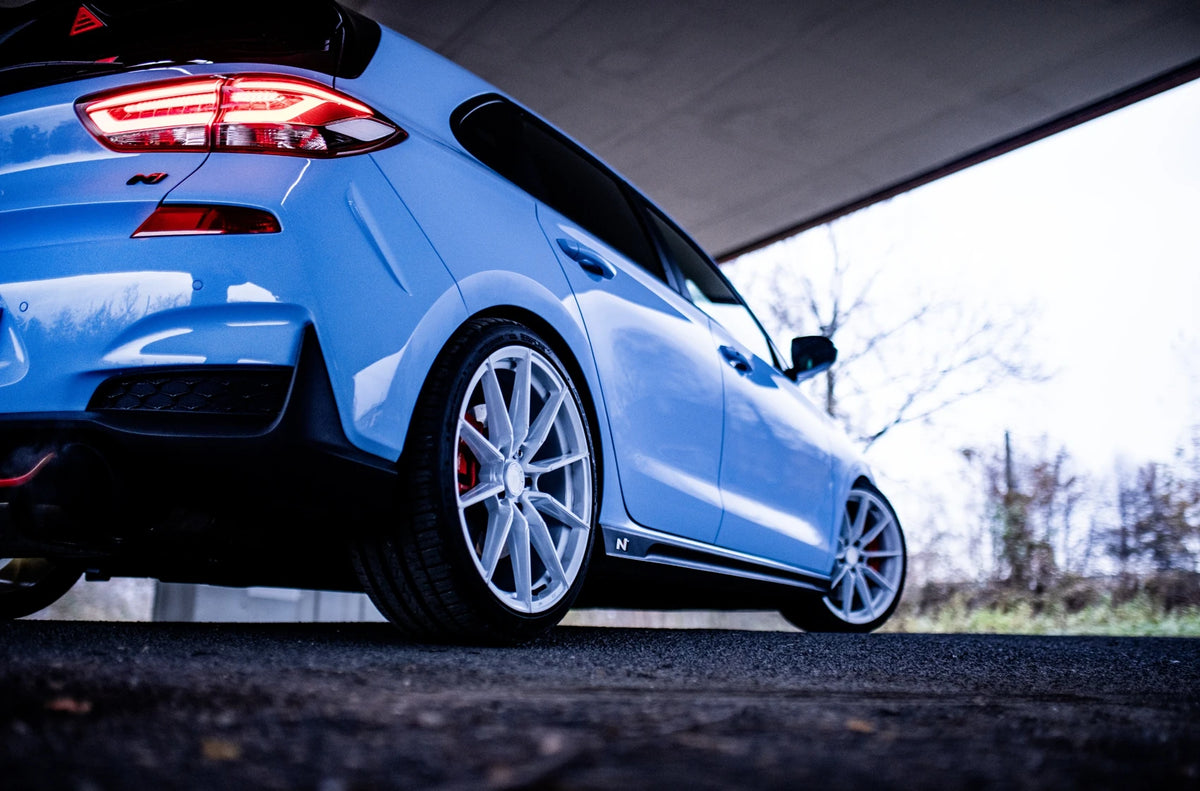 Alu kola Hyundai I30N Japan Racing SL02 White