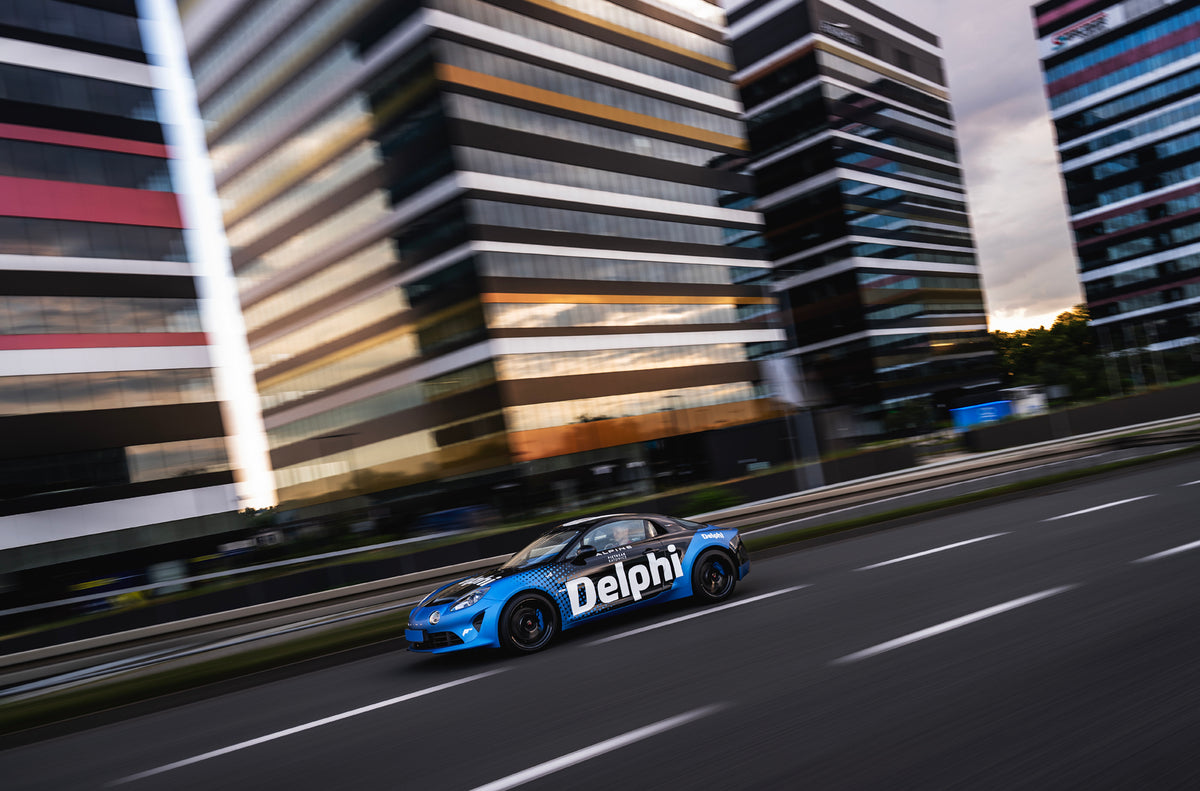 Alu kola Alpine A110S Japan Racing JR11 White