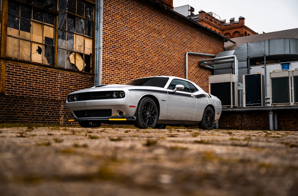 Alu kola Dodge Challenger Japan Racing JR28 Gloss Black