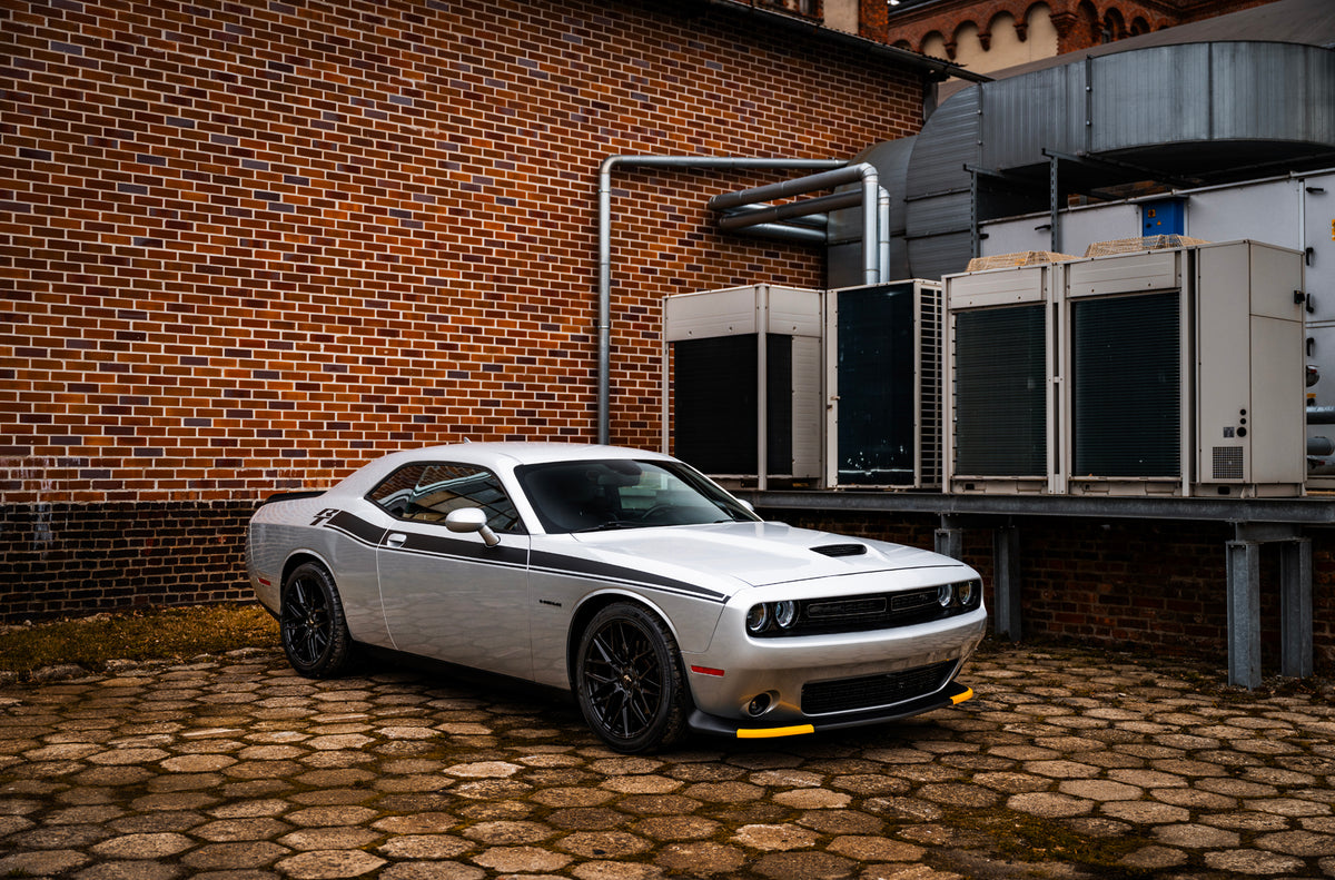 Alu kola Dodge Challenger Japan Racing JR28 Gloss Black