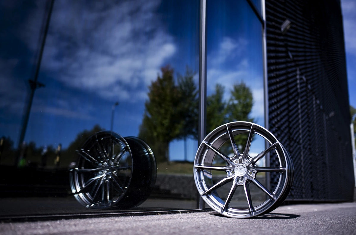 Alu kola Japan Racing JR37 Hyper Black