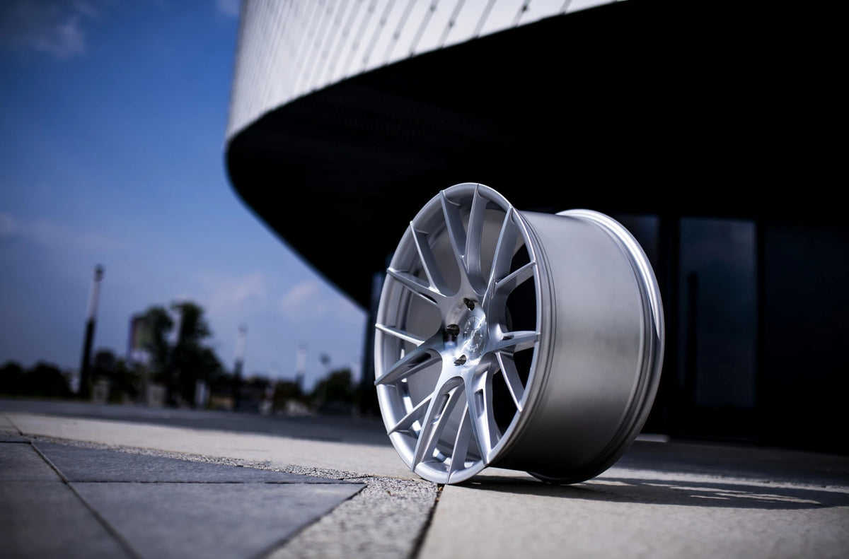 Alu kola Japan Racing JR42 Silver Machined Face