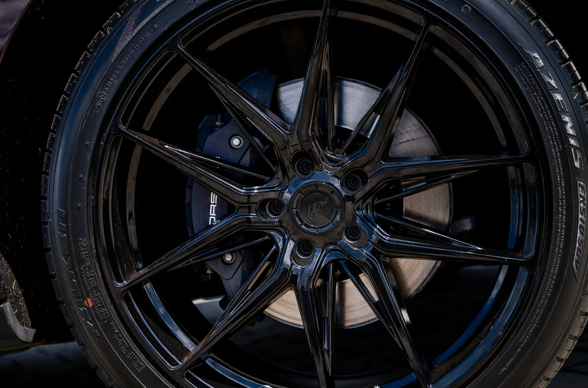 Alu kola Porsche Macan Japan Racing JR44 Gloss Black