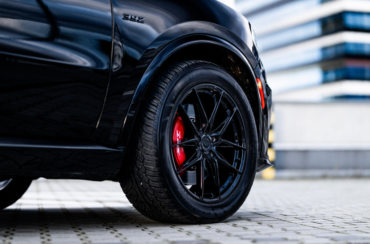 Alu kola Dodge Durango Japan Racing JR44 Gloss Black