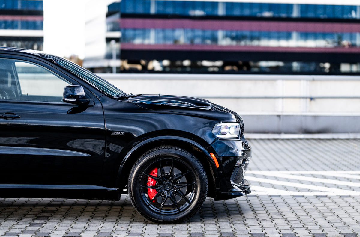 Alu kola Dodge Durango Japan Racing JR44 Gloss Black