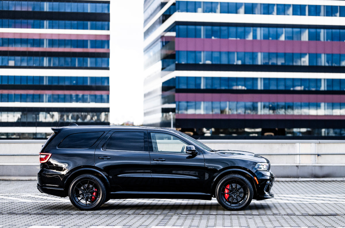 Alu kola Dodge Durango Japan Racing JR44 Gloss Black