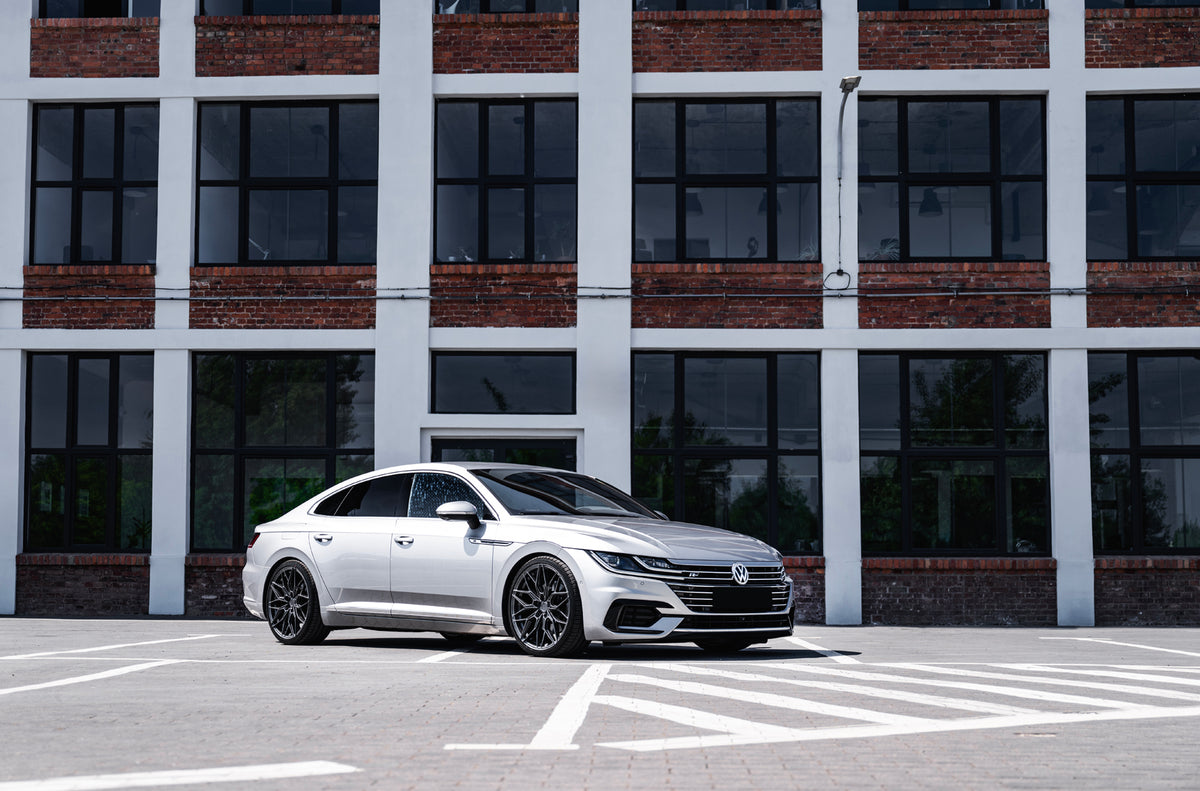 Alu kola Volkswagen Arteon Japan Racing JR46 Hyper Gray