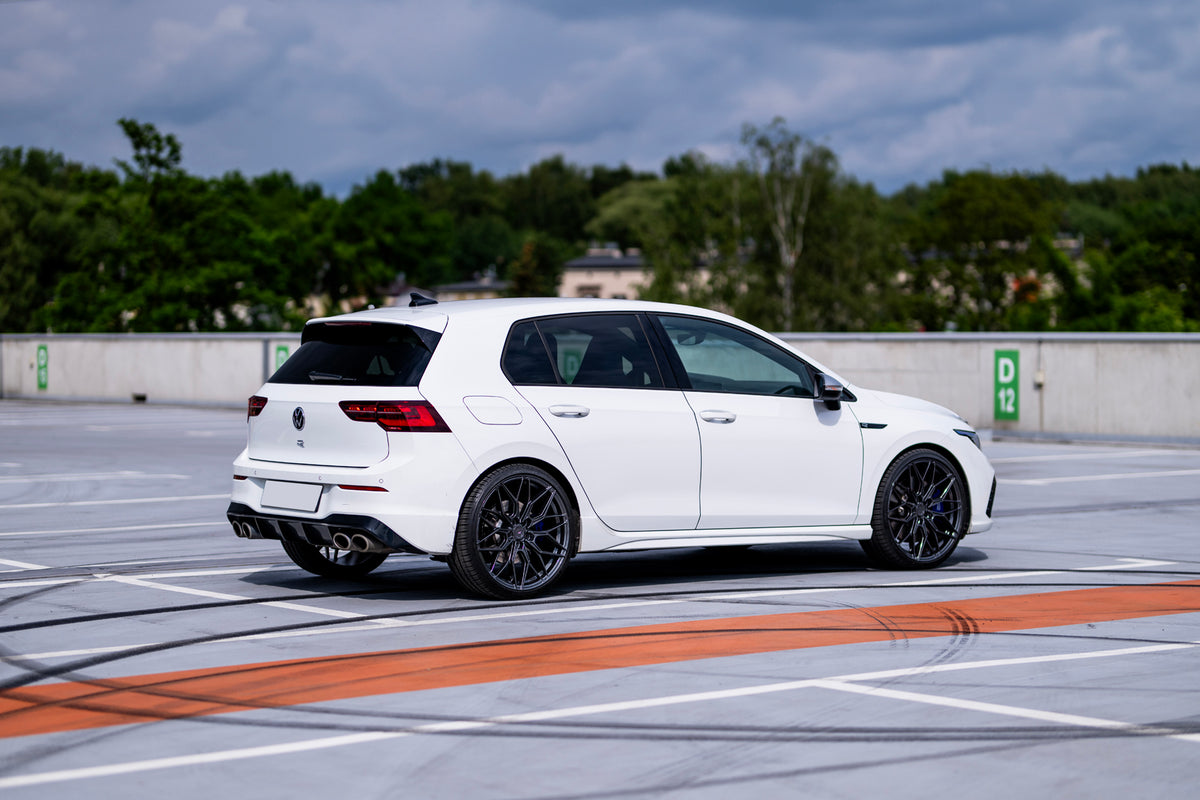 Alu kola Volkswagen Golf / R / GTI Japan Racing JR46 Hyper Gray