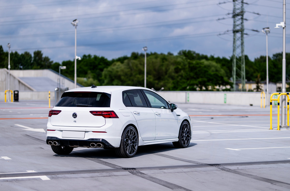 Alu kola Volkswagen Golf / R / GTI Japan Racing JR46 Hyper Gray