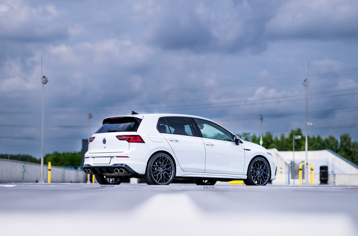 Alu kola Volkswagen Golf / R / GTI Japan Racing JR46 Hyper Gray
